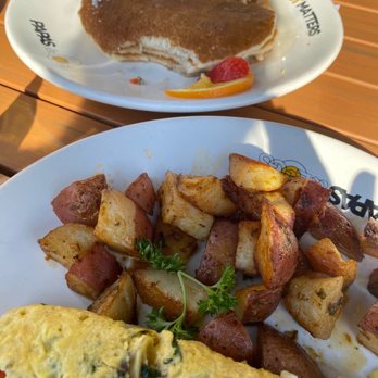 Papas and Eggs - Breakfast & Brunch Near Me - Mountain View, California
