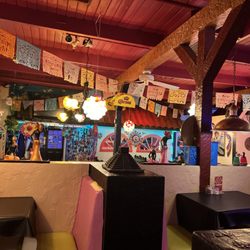 Senor Bravo Mexican Bar and Grill - Awesome ambiance here