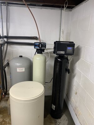 B & B Pumps & Softeners Logo