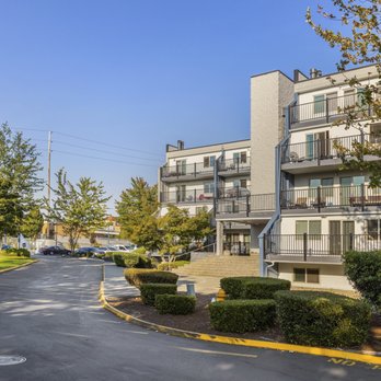 Majestic Bay - Property Management Near Me - Seattle, Washington Majestic Bay - Property Management Near Me - Seattle, Washington