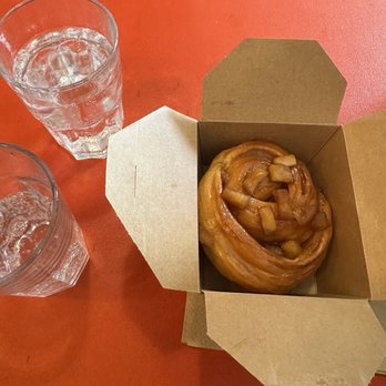 The Dusty Knuckle Bakery - Bakeries Near Me - London, XGL The Dusty Knuckle Bakery - Bakeries Near Me - London, XGL