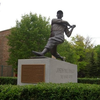 Piazza DiMaggio - Landmarks & Historical Buildings Near Me - Chicago, Illinois Piazza DiMaggio - Landmarks & Historical Buildings Near Me - Chicago, Illinois