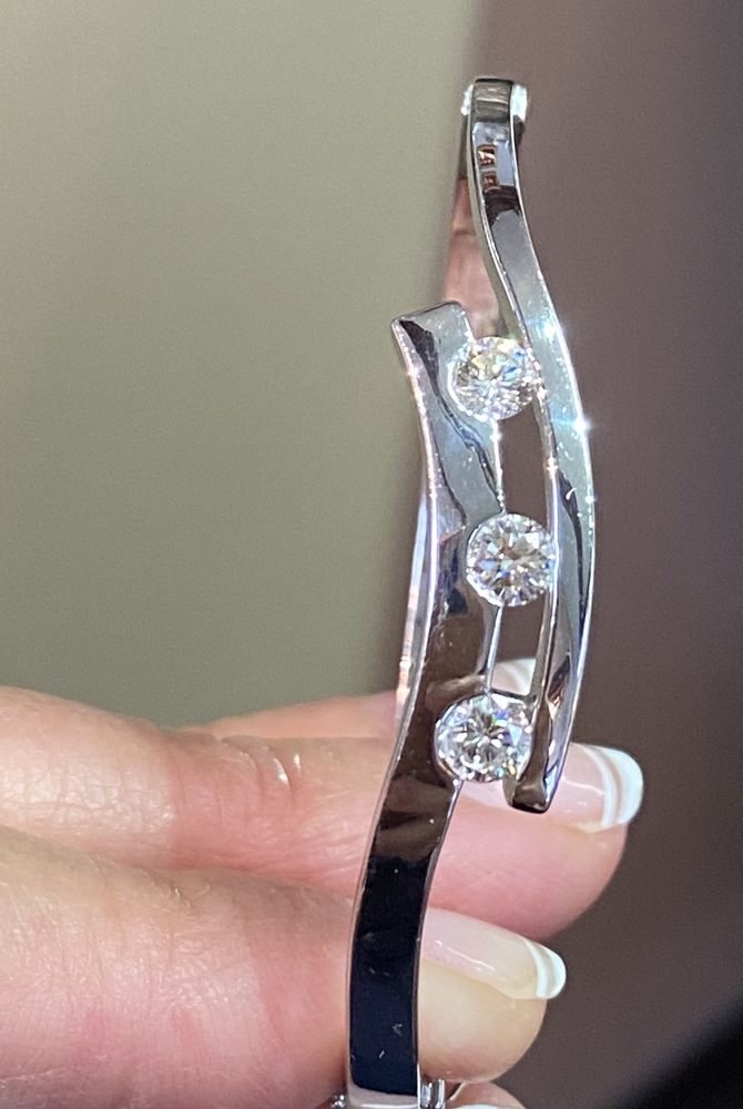 VAN TIN JEWELRY Updated September 2024 19 Photos & 27 Reviews