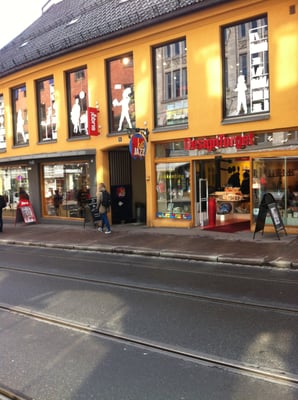 Bare Jazz AS by null