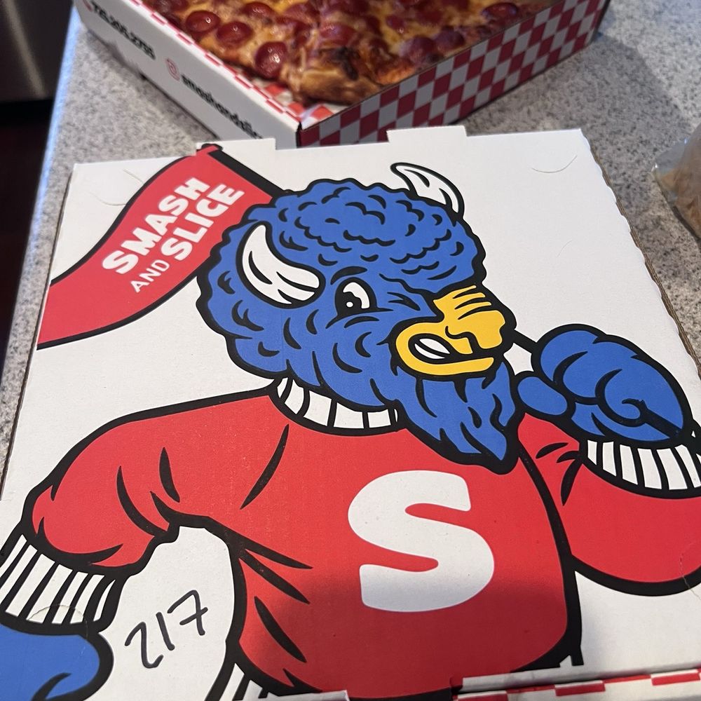 Smash And Slice - NY Style Pepperoni Slices To go - Pizza Near Me - Las Vegas, Nevada Smash And Slice - NY Style Pepperoni Slices To go - Pizza Near Me - Las Vegas, Nevada