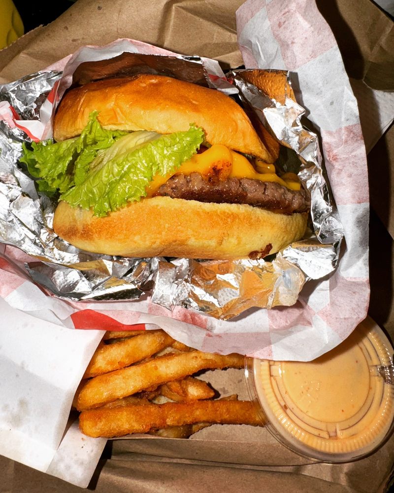 Romeo's Vegan Burgers