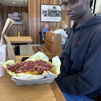 The Hat - Load and I mean load chili cheese fries - Burgers Near Me - Las Vegas, Nevada The Hat - Load and I mean load chili cheese fries - Burgers Near Me - Las Vegas, Nevada
