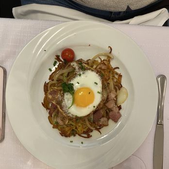 Restaurant Rheinfelderhof - Rösti - Swiss Food Near Me - Basel, BS Restaurant Rheinfelderhof - Rösti - Swiss Food Near Me - Basel, BS