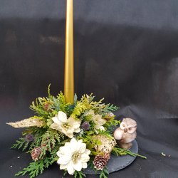 Ashbrook Nursery - Christmas table decorations