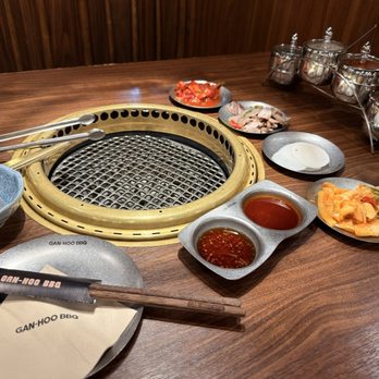 GAN-HOO BBQ - The customary set up. - Barbeque Near Me - Flushing, New York GAN-HOO BBQ - The customary set up. - Barbeque Near Me - Flushing, New York