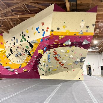 Hyperion Climbing - Climbing Near Me - Redwood City, California Hyperion Climbing - Climbing Near Me - Redwood City, California
