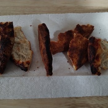 Mountain Mike's Pizza - Burnt pizza - Pizza Near Me - Ukiah, California