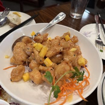 Spicy J's - Mango chicken - way too sweet - Szechuan Near Me - Fresno, California Spicy J's - Mango chicken - way too sweet - Szechuan Near Me - Fresno, California