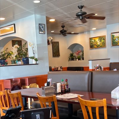 Saigon Bistro by null