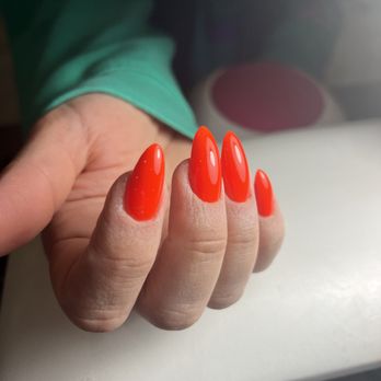 Sublime Beauty - Gel manicure $80 - Nail Technicians Near Me - Burbank, California Sublime Beauty - Gel manicure $80 - Nail Technicians Near Me - Burbank, California