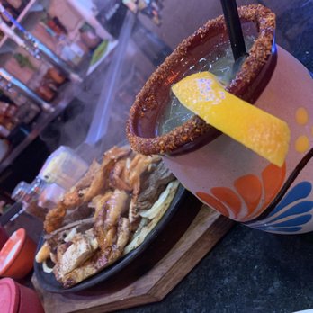 Mr Taco & Tequila Bar - Fajita Platters - Breakfast & Brunch Near Me - Conroe, Texas
