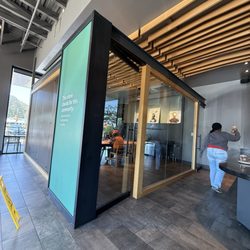Starbucks - Conference space?