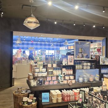 Bath & Body Works - Cosmetics & Beauty Supply Near Me - Columbus, Ohio Bath & Body Works - Cosmetics & Beauty Supply Near Me - Columbus, Ohio