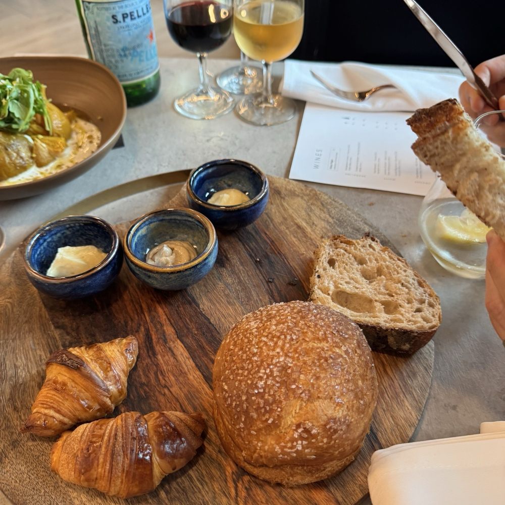 LB Eatery & Wine - Bread flight - Breakfast & Brunch Near Me - Pembroke Pines, Florida LB Eatery & Wine - Bread flight - Breakfast & Brunch Near Me - Pembroke Pines, Florida