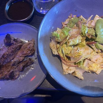 La Popular - House salad with steak - remake - Mexican Near Me - Roseville, California La Popular - House salad with steak - remake - Mexican Near Me - Roseville, California
