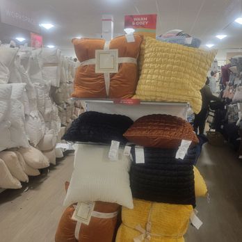 Home Goods - Pillows. - Home Decor Near Me - New Hyde Park, New York Home Goods - Pillows. - Home Decor Near Me - New Hyde Park, New York