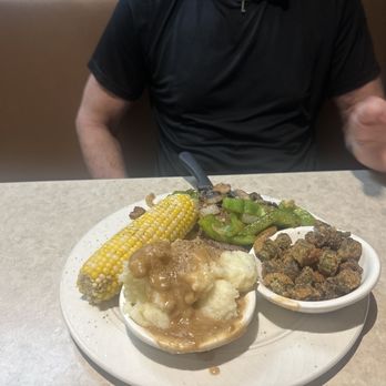 Countryside Cafe - Hamburger steak mashed potatoes corn fried okra - Southern Near Me - Ooltewah, Tennessee Countryside Cafe - Hamburger steak mashed potatoes corn fried okra - Southern Near Me - Ooltewah, Tennessee