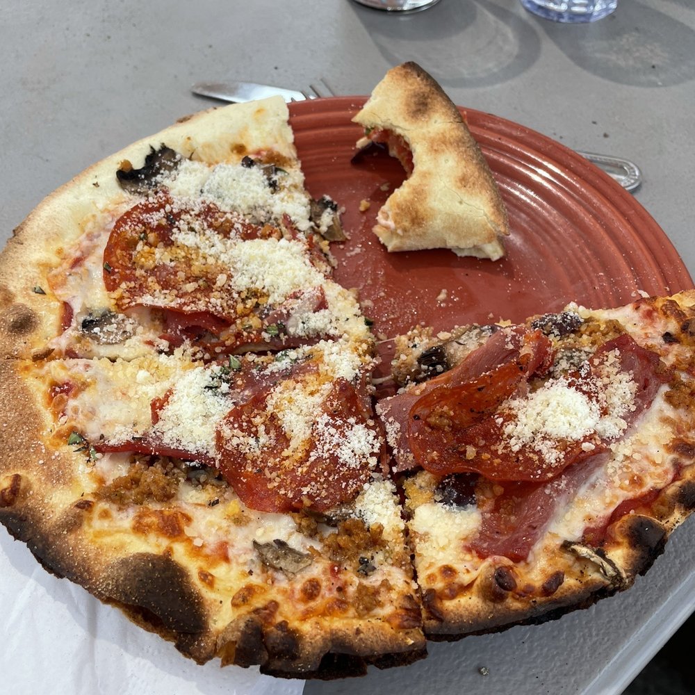 Amicas Pizza & Microbrewery - Deliciousness - Pizza Near Me - Salida, Colorado