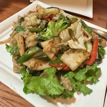 Thaisons - Drunken noodles - Asian Fusion Near Me - Falls Church, Virginia