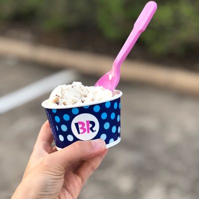 birthday cake mcflurry calories