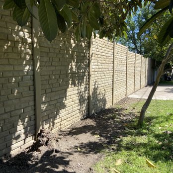 StackWall Manufacturing - Concrete Fencing - The panel is called Chiseled Brick in the color buff! LOVE!!! - Masonry/Concrete Near Me - Pomona, California