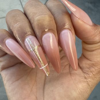 Blush Nail Bar - Armineh did my holiday theme nails and she never disappoints! My nails are gorgeous!! - Nail Salons Near Me - Valley village, California Blush Nail Bar - Armineh did my holiday theme nails and she never disappoints! My nails are gorgeous!! - Nail Salons Near Me - Valley village, California