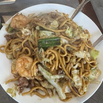 Dumpling Bites - Combination Chow Mein - Noodles Near Me - San Francisco, California Dumpling Bites - Combination Chow Mein - Noodles Near Me - San Francisco, California