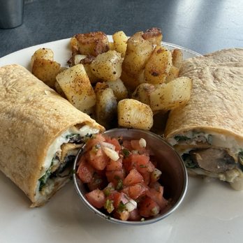 First Watch - Spinach egg wrap - Breakfast & Brunch Near Me - Doylestown, Pennsylvania First Watch - Spinach egg wrap - Breakfast & Brunch Near Me - Doylestown, Pennsylvania