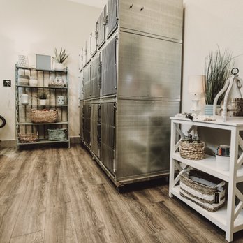 Melissa's Prestigious Pawz - Drying room at Melissa's Prestigious Pawz 2 - Pet Training Near Me - Fort Worth, Texas