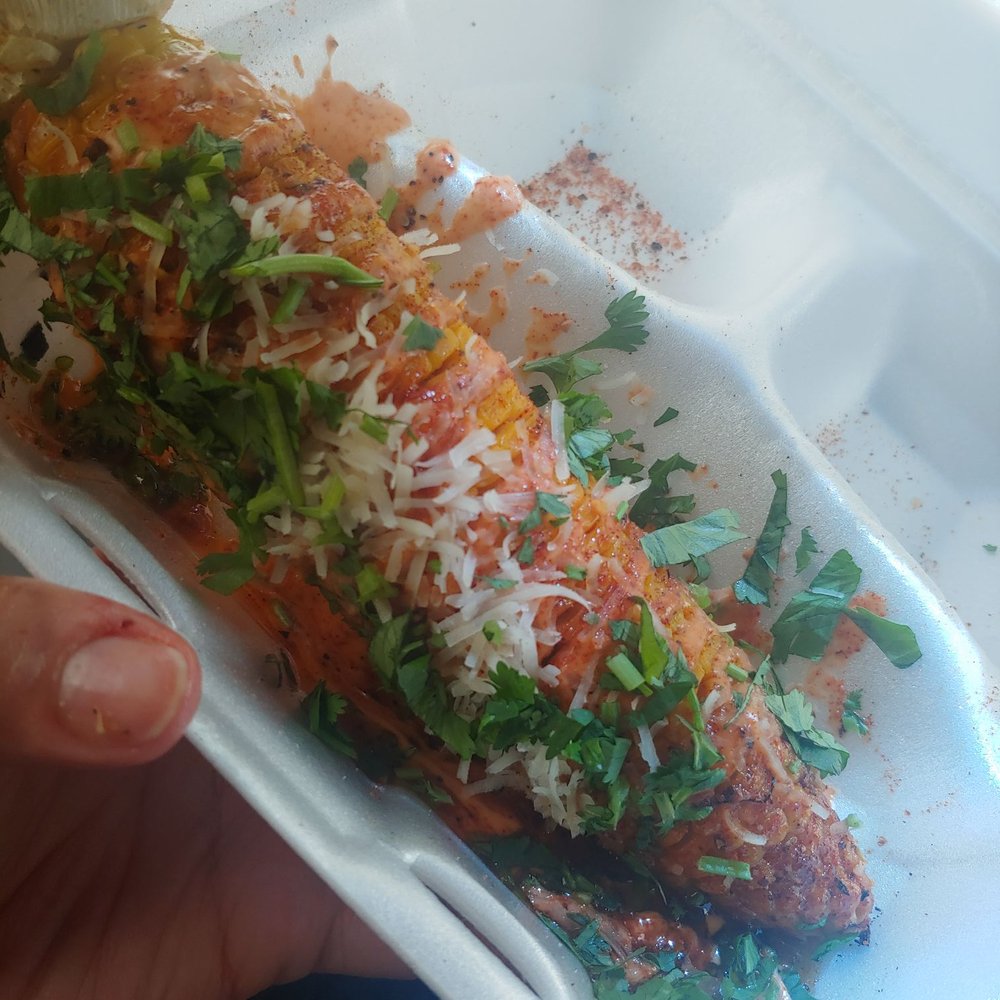 Houston Sauce Pit - Rosted Corn w/ the toppings - Vegan Near Me - Houston, Texas