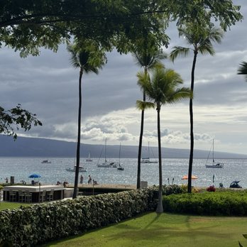 Outrigger Kā‘anapali Beach Resort - Hotels Near Me - Lahaina, Hawaii