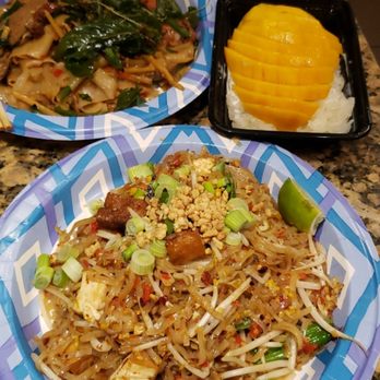 Bahn Thai - Pad thai, drunken noodle, sweet mango rice - Thai Near Me - San Diego, California Bahn Thai - Pad thai, drunken noodle, sweet mango rice - Thai Near Me - San Diego, California