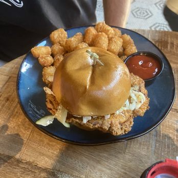 Wingcraft Kitchen & Beer Bar - Nashville hot sammich - Gastropubs Near Me - Atlantic City, New Jersey Wingcraft Kitchen & Beer Bar - Nashville hot sammich - Gastropubs Near Me - Atlantic City, New Jersey