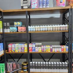 Veri Vapes and More