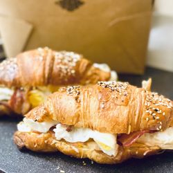 Cult Classics - Breakfast Club with everything bagel seasoning