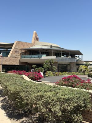 Kestrel A Richard Blais Kitchen + Lounge by null