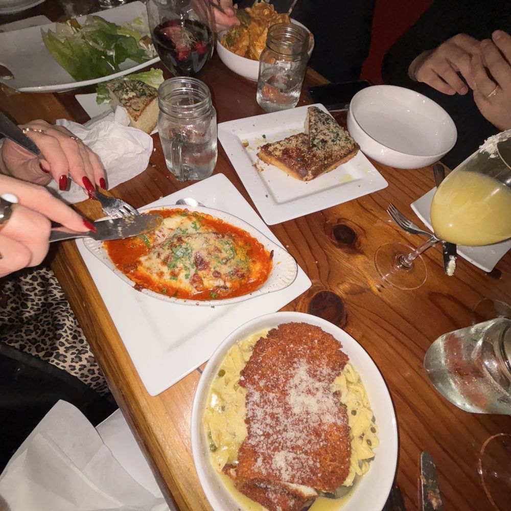 Mangia Mi - chicken parm chicken picatta - Italian Near Me - Calistoga, California Mangia Mi - chicken parm chicken picatta - Italian Near Me - Calistoga, California