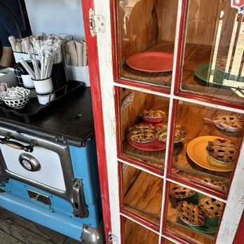 The Stove Restaurant - Cute pies - Breakfast & Brunch Near Me - Mammoth Lakes, California The Stove Restaurant - Cute pies - Breakfast & Brunch Near Me - Mammoth Lakes, California