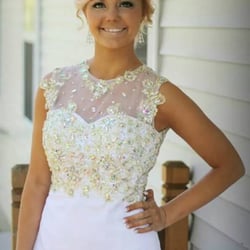 William Wesley Grand Salon & Spa - Check us out for wedding parties, we offer airbrush makeup and flawless styles