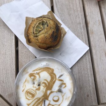 Café Georgetown - Latte Printed Art and Lemon poppyseed muffin - Coffee & Tea Near Me - Washington, DC, District of Columbia