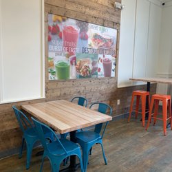 Tropical Smoothie Cafe