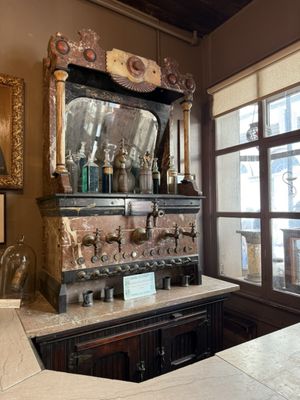 New Orleans Pharmacy Museum by null