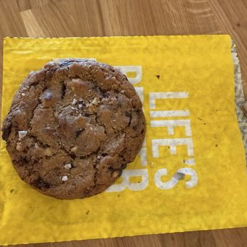Better Buzz Coffee Laguna Beach - Chocolate Chunk Cookie - Coffee & Tea Near Me - Laguna Beach, California Better Buzz Coffee Laguna Beach - Chocolate Chunk Cookie - Coffee & Tea Near Me - Laguna Beach, California