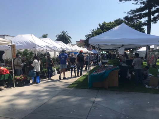 Downtown Oxnard Farmers Market by null