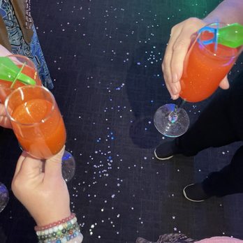 Red Gill Bistro Galentines - Cheers! - Local Flavor Near Me - Jacksonville, Florida Red Gill Bistro Galentines - Cheers! - Local Flavor Near Me - Jacksonville, Florida